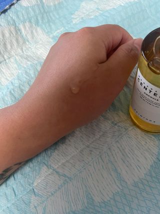 [스킨1004] 마다가스카르 센텔라 앰플 100ml — 5점을 준 리뷰어가 2024년 5월 올린 사용 사진