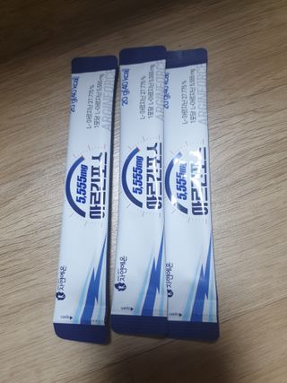 자연에온 아르긴포스 L-아르기닌 5555mg 스틱 15개입 1박스 — 5점을 준 리뷰어가 2022년 1월 올린 사용 사진