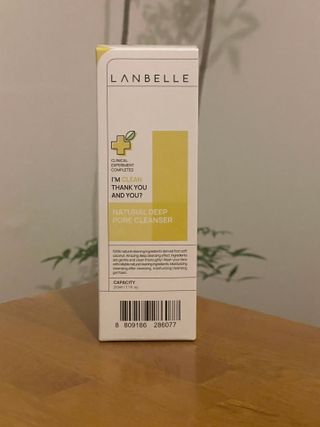 랑벨 내츄럴 딥 포어 클렌저 210ml (저자극 약산성 천연 클렌징 젤) — 5점을 준 리뷰어가 2022년 10월 올린 사용 사진