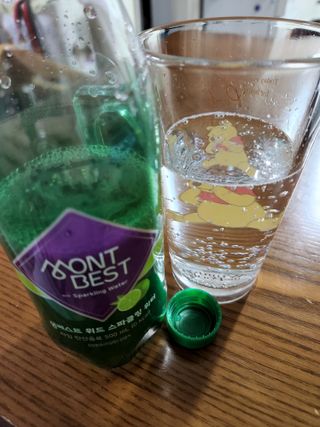 몽베스트 Montbest with Sparkling water Lime20병 — 5점을 준 리뷰어가 2022년 9월 올린 사용 사진