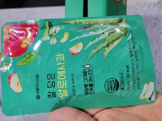 서울약사신협 잘 담은 알로애사과_70ml x 30포 — 5점을 준 리뷰어가 2021년 10월 올린 사용 사진