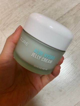 김정문알로에 큐어 큐어 알로에 리프레쉬 젤리 세럼, 큐어 알로에 하이드로 젤리 크림 — 5점을 준 리뷰어가 2021년 3월 올린 사용 사진