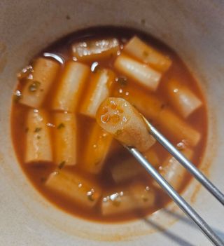 나우  [요리궁리] 매콤달콤 꽃떡볶이 6개입 세트 — 4점을 준 리뷰어가 2025년 1월 올린 사용 사진