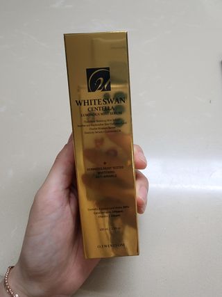 오투에니원 화이트스완 센텔라 루미너스 미스트 세럼 100ml — 5점을 준 리뷰어가 2023년 1월 올린 사용 사진