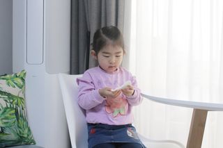 디어엘로디 프리미엄 유기농 베이비 솜티슈 40매 3 + 1 PACK — 5점을 준 리뷰어가 2021년 3월 올린 사용 사진