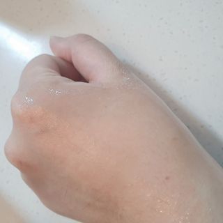 리더스코스메틱 리더스 카밍 바이오틱스 에센스 워터 — 5점을 준 리뷰어가 2021년 8월 올린 사용 사진