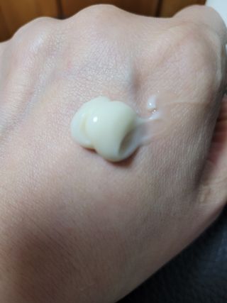 틱톡 [후르디아] 올리브영 아로마 비건 바디워시1종+바디로션1종 (그리너리) — 5점을 준 리뷰어가 2022년 11월 올린 사용 사진