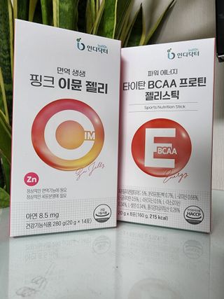 인디닥터 면역 생생 핑크 이뮨 젤리 + 타이탄 BCAA 프로틴 젤리스틱 — 5점을 준 리뷰어가 2022년 3월 올린 사용 사진