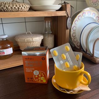 서울약사신협_내몸애발란스멀티비타민앤미네랄파워업_800mg x 90정 — 5점을 준 리뷰어가 2021년 3월 올린 사용 사진