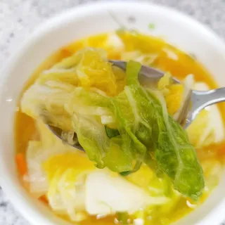 셰프애찬 단호박 백김치 1kg — 5점을 준 리뷰어가 2022년 10월 올린 사용 사진