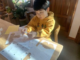 움직이는 종이로봇 - 로빗 로얄버전 움직이는 종이 로봇 - 로빗 — 4.5점을 준 리뷰어가 2021년 1월 올린 사용 사진