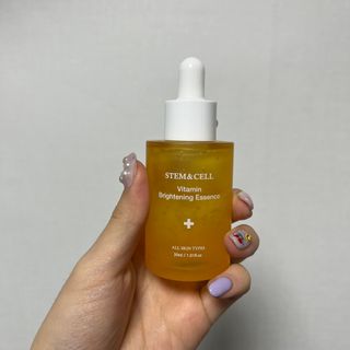 체르엠 스템앤셀 비타민 브라이트닝 에센스 30ml 1개 — 5점을 준 리뷰어가 2022년 3월 올린 사용 사진