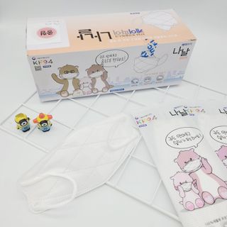 케이파이 나날마스크 [케이파이 나날] KF94 마스크 50매입 (개별포장) ,  여름에도 좋은 숨쉬기 편한 순수 국산 마스크 — 5점을 준 리뷰어가 2022년 9월 올린 사용 사진