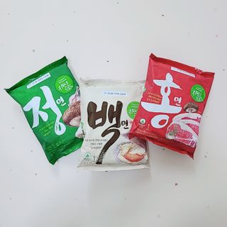 [풀무원] 자연은맛있다 정면, 백면, 홍면  세트 — 5점을 준 리뷰어가 2021년 4월 올린 사용 사진