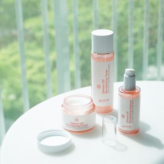 아이앤립 / EYENLIP 아이앤립 연어오일 리바이탈라이징 토너+앰플+크림 3종 세트 — 5점을 준 리뷰어가 2021년 5월 올린 사용 사진