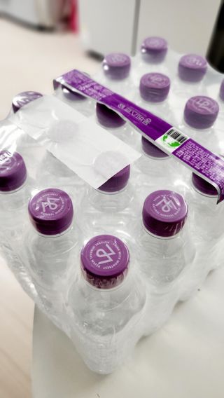 몽베스트 [MONTBEST]위드어스 500mL 20병 — 5점을 준 리뷰어가 2022년 8월 올린 사용 사진