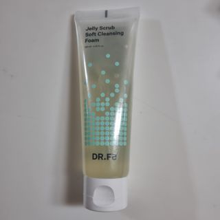 닥터에프파이브 젤리스크럽 소프트 클렌징폼 120ml — 5점을 준 리뷰어가 2022년 5월 올린 사용 사진