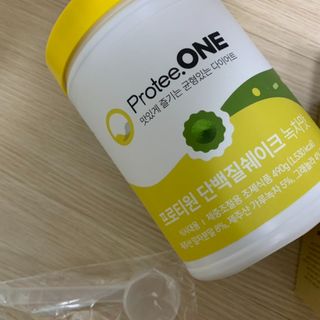 프로티원 단백질쉐이크 녹차맛 2주분 1통+보틀 — 5점을 준 리뷰어가 2021년 5월 올린 사용 사진