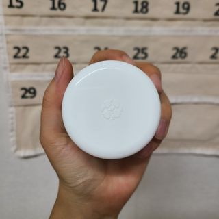 [후르디아] 민감피부 수분크림 비건 아보카도 크림 — 5점을 준 리뷰어가 2022년 11월 올린 사용 사진