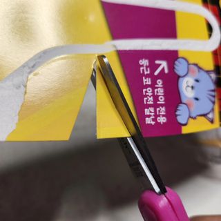 3M 스카치 어린이 양손 가위 블루/핑크색상 + 어린이 양면테이프 — 5점을 준 리뷰어가 2024년 3월 올린 사용 사진