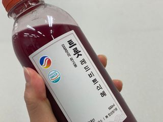 트롯전통식혜 트롯레드비트식혜 1리터 +500리터 — 3.5점을 준 리뷰어가 2021년 5월 올린 사용 사진
