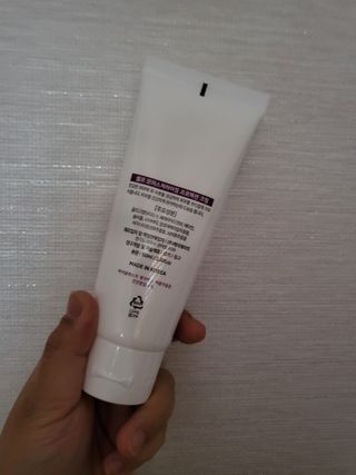 셀프 모이스처라이징 프로텍션 크림 셀프 모이스처라이징 프로텍션크림 — 5점을 준 리뷰어가 2022년 4월 올린 사용 사진