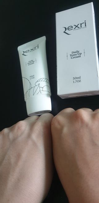 렉스리 데일리 톤업 크림 Rexri Daily Tone Up Cream — 5점을 준 리뷰어가 2022년 7월 올린 사용 사진