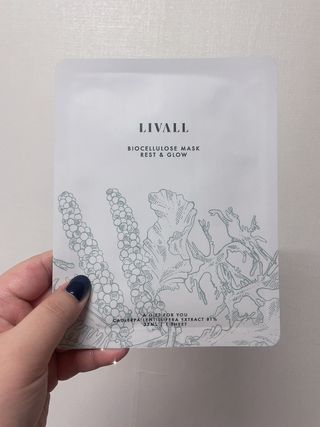 리브얼 | LIVALL 바이오셀룰로오스 마스크 레스트 앤 글로우 33ml  x 3개입 — 5점을 준 리뷰어가 2022년 6월 올린 사용 사진