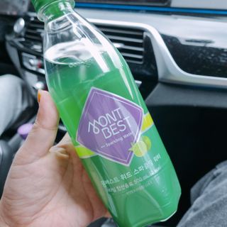 몽베스트 Montbest with Sparkling water Lime20병 — 5점을 준 리뷰어가 2021년 10월 올린 사용 사진