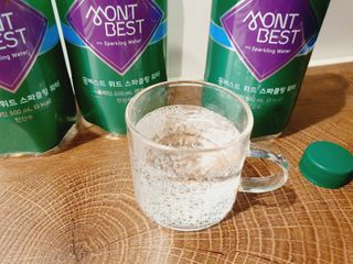 몽베스트 Montbest with Sparkling water Plain 20병 — 5점을 준 리뷰어가 2021년 11월 올린 사용 사진