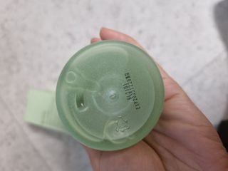 프리마인 메이크업과 들뜨는 각질까지 한방에 깐달걀로! 순하기까지한 셀베이스 그린티클렌저(200ml) — 4.5점을 준 리뷰어가 2023년 4월 올린 사용 사진