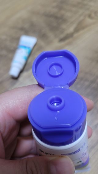 닥터데디스 안심불소 튼튼치약(청포도, 민트 중 택 1) 60g + 여행용 미니 치약 15g — 5점을 준 리뷰어가 2022년 7월 올린 사용 사진