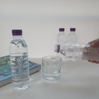 몽베스트 [MONTBEST]위드어스 500mL 20병 — 5점을 준 리뷰어가 2022년 11월 올린 사용 사진