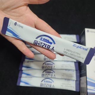 자연에온 아르긴포스 L-아르기닌 5555mg 스틱 15개입 1박스 — 5점을 준 리뷰어가 2022년 1월 올린 사용 사진