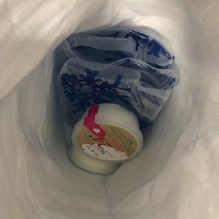요그앤오트 그릭요거트 24 150g +  그릭요거트 48 150g + 블루베리 콤포트 — 4점을 준 리뷰어가 2022년 6월 올린 사용 사진