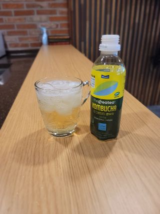 더그레잇티 콤부차 [매일유업] 더그레잇티 44kcal 콤부차 300ml *12개입 (오리지널 6개+베리리치 6개) — 4.5점을 준 리뷰어가 2023년 8월 올린 사용 사진