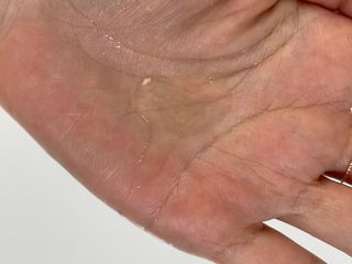 아이토리 시카 앰플 더블 클렌저 — 4점을 준 리뷰어가 2023년 4월 올린 사용 사진