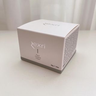 렉스리 크리에이티브 크림  Rexri Creative Cream — 5점을 준 리뷰어가 2022년 6월 올린 사용 사진