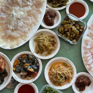 루시델리 야미하우스 홍콩 스파이시 프리미엄 짜사이 무침 500g — 4점을 준 리뷰어가 2024년 6월 올린 사용 사진