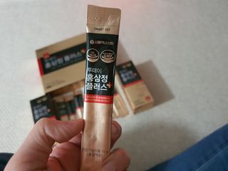 서울약사신협_투데이홍삼정플러스스틱_10g x 30포 — 5점을 준 리뷰어가 2020년 12월 올린 사용 사진