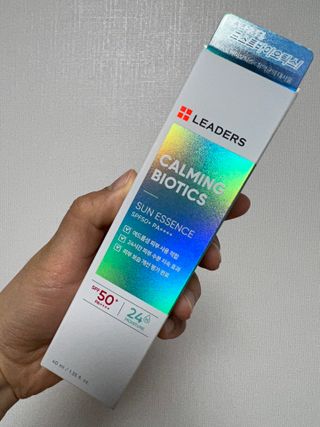 리더스코스메틱 리더스 카밍 바이오틱스 선 에센스 SPF 50+ PA++++ — 5점을 준 리뷰어가 2022년 5월 올린 사용 사진