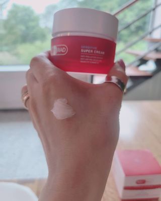 레드투래드 센서티브 슈퍼 크림 50ml — 5점을 준 리뷰어가 2021년 8월 올린 사용 사진