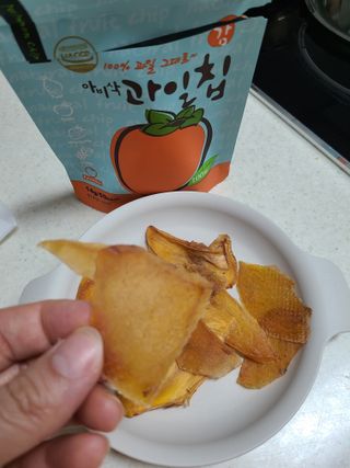 아비삭 과일칩 딸기, 감, 포도, 바나나 4종 — 5점을 준 리뷰어가 2021년 8월 올린 사용 사진