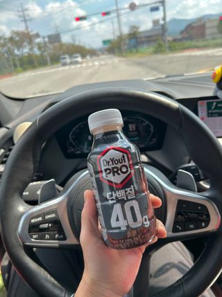 닥터유 프로 단백질 드링크 40g 초코 닥터유 프로 단백질드링크 40g 초코 — 5점을 준 리뷰어가 2024년 9월 올린 사용 사진