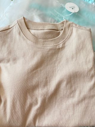 아르보노브라 아르보노 주니어 베이직 반팔 브라 티셔츠 — 3점을 준 리뷰어가 2022년 4월 올린 사용 사진