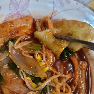 [푸딩팩토리] 즉석누들떡볶이 540g + 대구전통 납작만두 260g — 5점을 준 리뷰어가 2022년 12월 올린 사용 사진