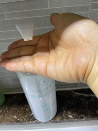[닥터문] 센텔라 시카케어 화이트머스크 바디워시 1000ml — 4.5점을 준 리뷰어가 2023년 6월 올린 사용 사진