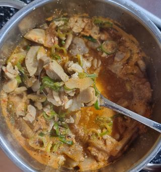 소담스퀘어 상암 궁중해물탕조씨집 백년가게 조씨집 팔뚝탕1인분550g — 1점을 준 리뷰어가 2022년 12월 올린 사용 사진