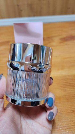소담스퀘어 상암 라디셀 인텐시브 큐어 크림 50ml — 5점을 준 리뷰어가 2022년 11월 올린 사용 사진
