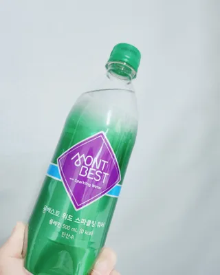 몽베스트 Montbest with Sparkling water Plain 20병 — 5점을 준 리뷰어가 2022년 9월 올린 사용 사진